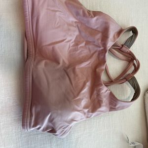 Lululemon free to be wild. High neck